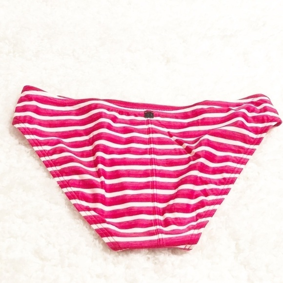 🆕 Lole Caribbean striped bikini bottom pin… - Picture 5 of 13